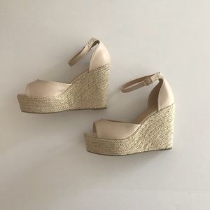 Krush nude UK size 5/US size 7 woven wedge heel